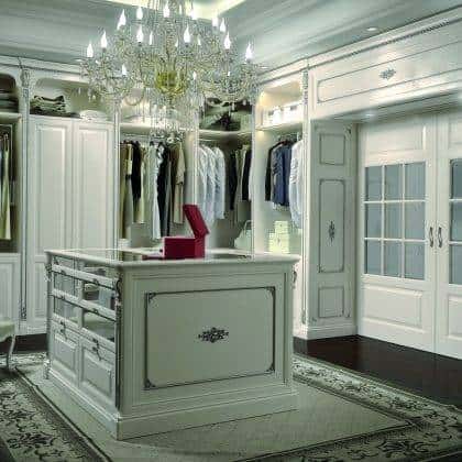 bespoke finish full silver leaf details unique italian best quality luxury top quality materials made in Italy wooden dressing room fixed furniture style exclusive tasteful classical handmade center dress island with silver leaf details villa furnishings spacious wardrobes top furniture collection best baroque interiors elegant home furnishing ideas