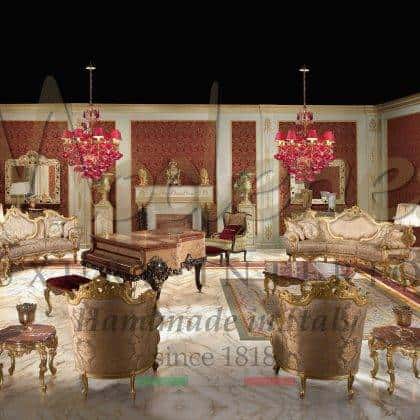 优雅的客厅沙发集珍贵的古典风格意大利设计面料一体 豪华大钢琴搭配精致的大理石面咖啡桌 实木手工家具 豪华扶手椅 皇家宫殿独家定制家具