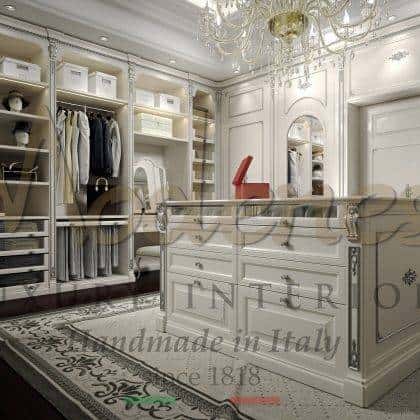 high-end quality made in Italy wooden wardrobes bespoke finish full silver leaf unique italian best quality furniture style exclusive villa wardrobes top furniture collection best baroque interiors elegant home furnishing ideas tasteful classical handmade carved central island with silver leaf details