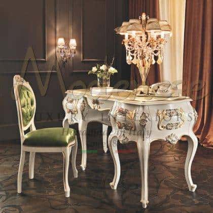 luxury high-end classic venetian baroque rococo' victorian chair elegant green satin fabric made in Italy solid wood bespoke fabrics custom-made finishes handmade decorated exclusive design french furniture reproduction timeless classy design royal villa decorative traditional dining room living room master bedroom chairs ornamental exclusive design high-end made in Italy quality