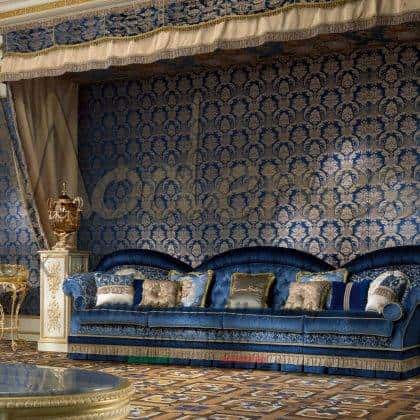 Элитные итальянские традиционные 4-х местные диваны в классическом стиле барокко от производителя качественной мебели класса премиум для самых роскошных элитных домов