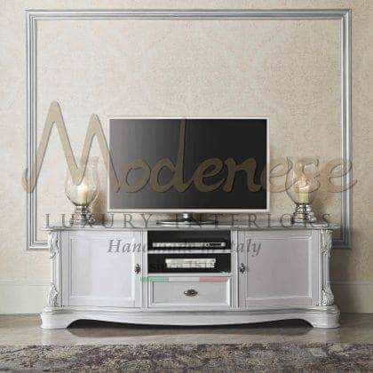premium quality solid wood elegant majestic white lacquered ideas classic exclusive handmade design made in Italy baroque venetian carved solid wood tv unit with refined silver details handmade bespoke best italian furniture elegant finishes traditional timeless venetian design for exclusive royal palaces and villas decoration projects