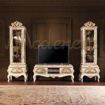 best bespoke italian furniture production top quality made in Italy handcrafted baroque luxury carved tv unit exclusive tv stand in solid wood best quality materials handmade carvings and custom-made refined and timeless golden leaf details traditional royal palaces and villas top decoration elegant best italian home furnishing projects