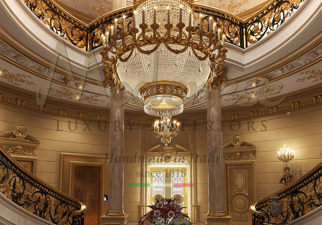 Modenese chandelier with columns by sides and black handrails with gold leaf details