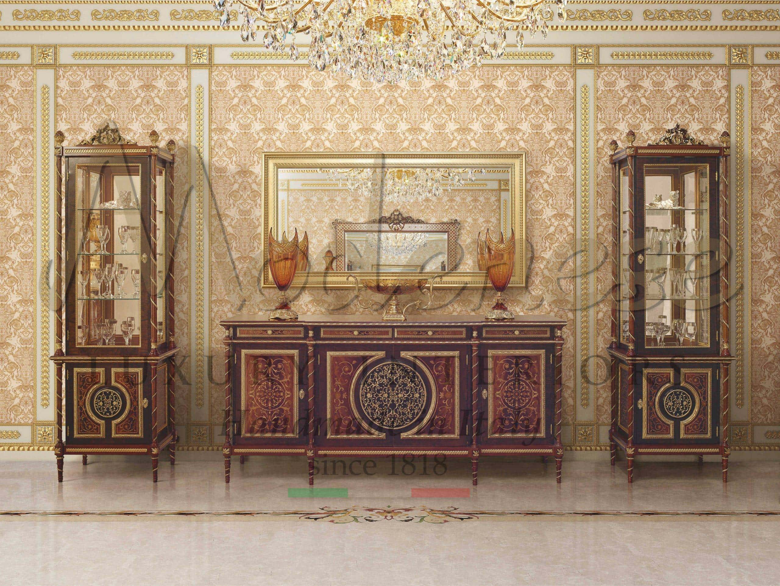 Luxury Classic ⋆ Italian Vitrines Furniture