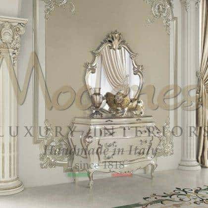 elegant italian commode furniture silver leaf finish details top elegant chest of drawers classical refined solid wood made in Italy craftsmanship baroque style furniture timeless venetian handcrafted artisanal exclusive luxury empire italian classy mirror in silver finish