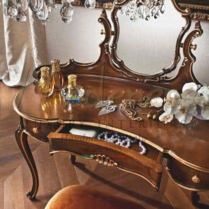 solid wood bespoke empire style suite vanity unit inlaid brass leaf details top customized toilette desk made in Italy furniture handcrafted home decoration royal palaces exclusive custom-made collection luxury majestic venetian mirror traditional baroque style finish