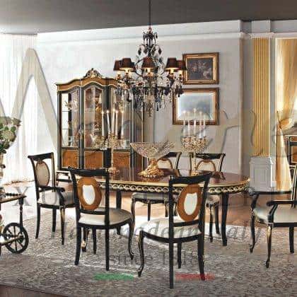 klasický nábytek vyrobený v Itálii luxusní nábytek do jídelny exkluzivní bytový nábytek v barokním stylu ručně vyráběný špičkový nábytek na zakázku řemeslná výroba masivní dřevěné materiály luxusní italský nábytek klasická židle v benátském stylu elegantní klasickýpříborník tradiční ornamentální vitrína na míru královský bytový deko