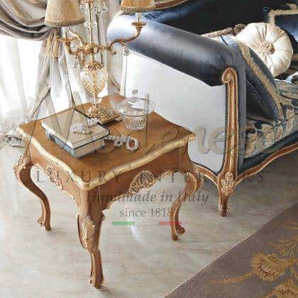 benátský styl ručně vyřezávaný vykládaný konferenční stolek dřevěný nábytek na míru ručně vykládaný vrchní elegantní vyrobený v Itálii klasický konferenční stolek dřevěný královský luxusní design exkluzivní paláce nábytek na míru masivní dřevo jedinečný klsický luxusní nábytek špičková kvalita ornamentální exkluzivní elegantní