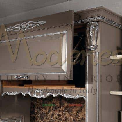 elegantní navržený exkluzivní italský moderní kuchyňský nábytek z masivních dřevěných materiálů špičková elegantní kuchyňská linka luxusní bydlení opulentní královská vila projekt vybavní jedinečný vyrobeno v Itálii exkluzivní řemeslná výroba interiérů