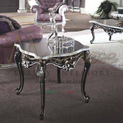 opulentní luxusní elegantní černý konferenční stolek stříbrná listová úprava rafinované detaily italská řemeslná výroba exkluzivní klasický barokní design vyrobený v Itálii půvabý nábytek majestátní italská řemeslná výroba tradiční bytový dekor