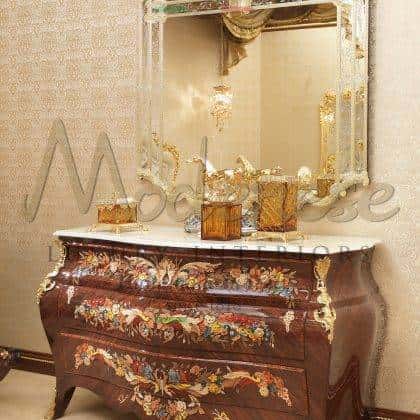 majestic royal commode tasteful luxury top villa décor furniture 3D inlays colorful refined brass leaf details custom made best opulent classic handcrafted bespoke chest of drawers wooden furniture projects handmade italian artisanal top quality materials majestic refined mirror with mix golden sliver detalis finish
