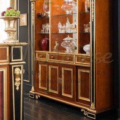elegant italian counter bar furniture carvings golden leaf leg finish details top elegant crystal shleves cabinet bar classical refined solid wood made in Italy craftsmanship baroque style furniture timeless venetian handcrafted artisanal exclusive luxury empire italian classy design furnishings