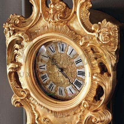 элегантные роскошные напольные часы ручной работы эксклюзивный дизайн классический стиль барокко итальянское производство премиум класса винтажный декор классической виллы дизайн интерьера