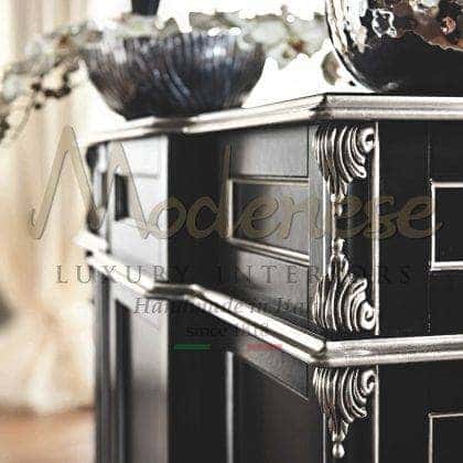 exkluzivní ručně vyřezávaný elegantní stylový černý pult bar na zakázku špičkový dřevěný nábytek detaily kolekce luxusní italská řemeslná ruční výroba nábytek šičková kvalita benátský barokní design italská řemeslná výroba